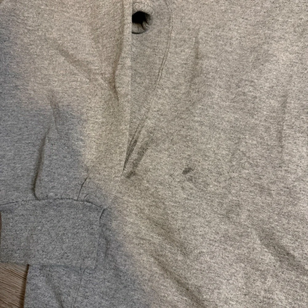 Russell Athletic Vintage Heather Gray Crewneck Sweatshirt Mens Large V-Stitch